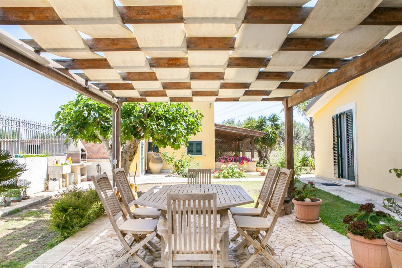 B&B I Tre Ulivi Salice Salentino Extérieur photo